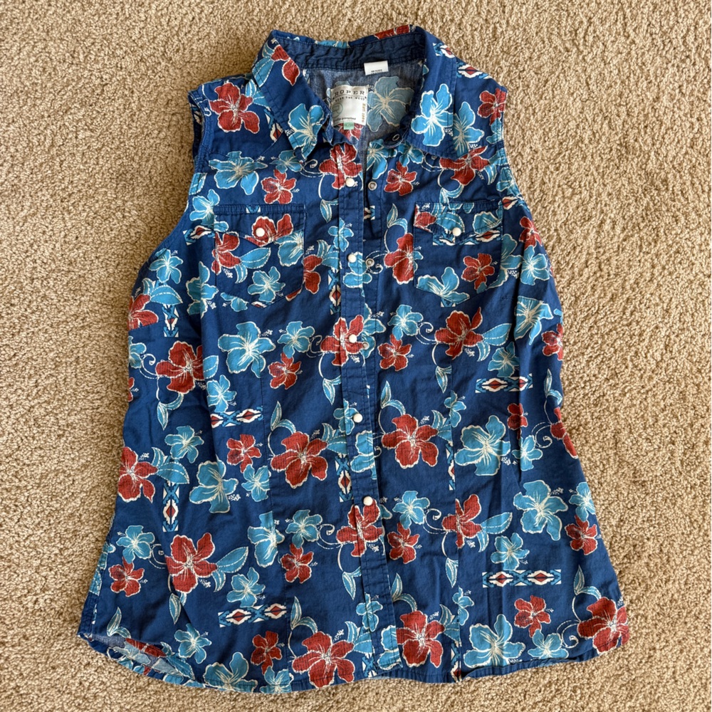Women’s Roper Floral Sleeveless Button up , Large